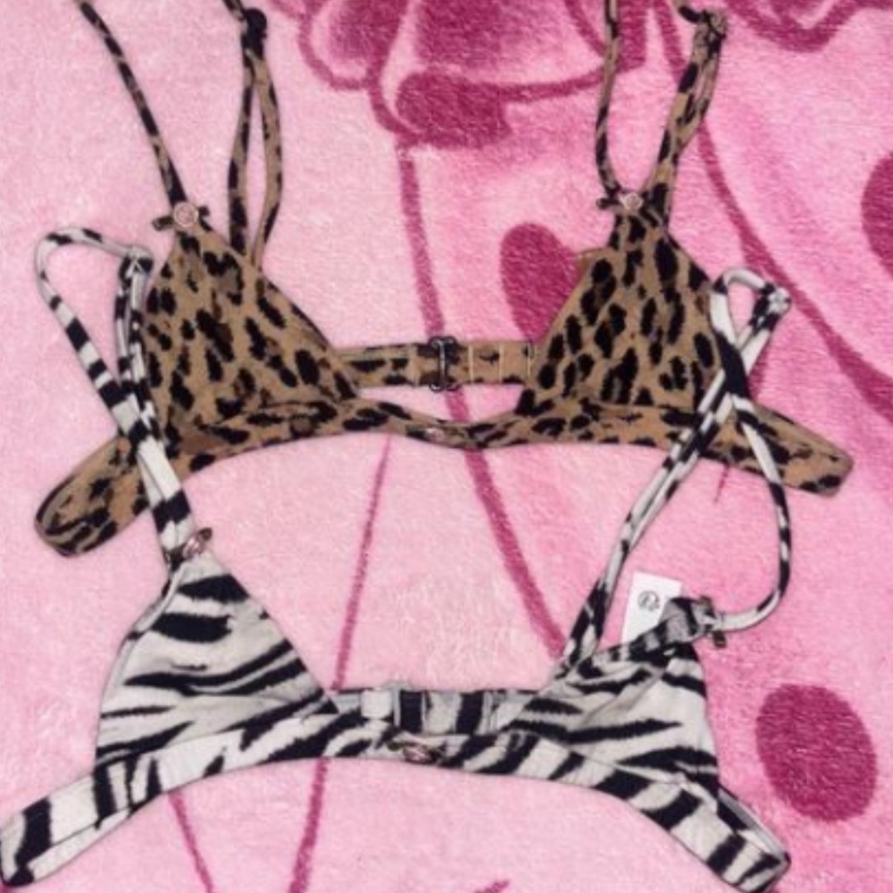 ⚠️DO NOT BUY⚠️SKIMS Animal Print Triangle zebra Bralette